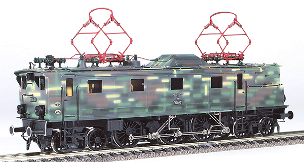 Micro Metakit 06405H - Deutsche Reichsbahn Camo Class E06